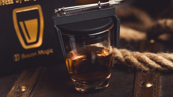 L Holder (Shot Glass) by Long Long & Bacon Magic - 이미지 3